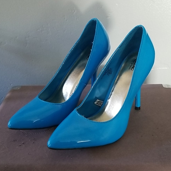 neon blue heels